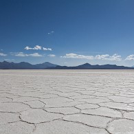  - Bolivia-Uyuni-Salt-Structure-195x195